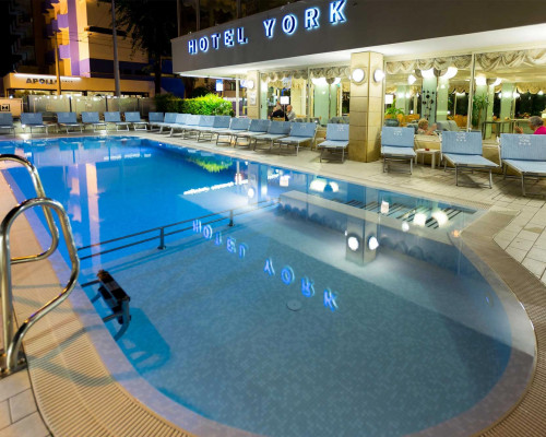 media.Slide-Piscina-03-Hotel-York-Riccione