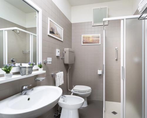 media.Slide-Camera-Tripla-04-Hotel-York-Riccione