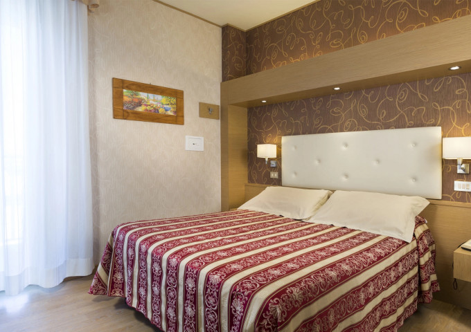 media.Slide-Camera-Doppia-02-Hotel-York-Riccione