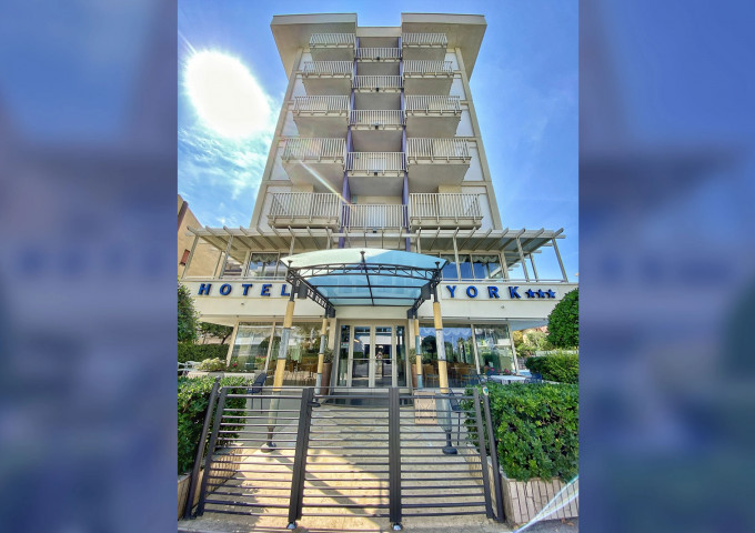 media.edificio-hotel-york